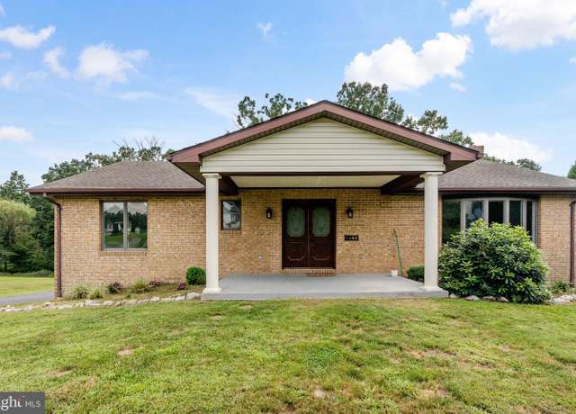 Property at 144 Brenda Dr, Martinsburg, WV 25404, 4 beds, 3 baths