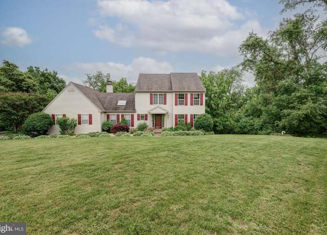 Property at 208 E Bradford Ct, Middletown, DE 19709, 4 beds, 2.5 baths