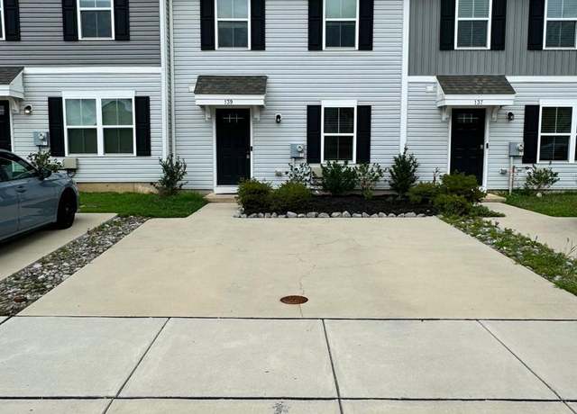 Property at 139 Wye Oak Dr, Townsend, DE 19734, 3 beds, 2.5 baths