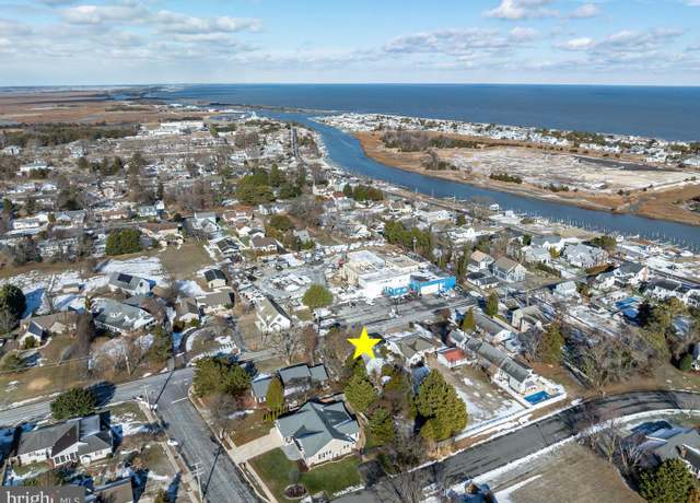Property at 113 New Rd, Lewes, DE 19958, 3 beds, 2 baths