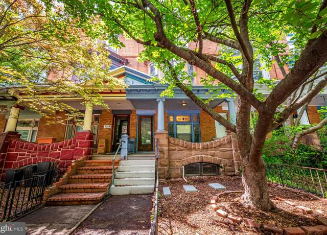 Property at 2712 N Calvert St, Baltimore, MD 21218, 5 beds, 3.5 baths