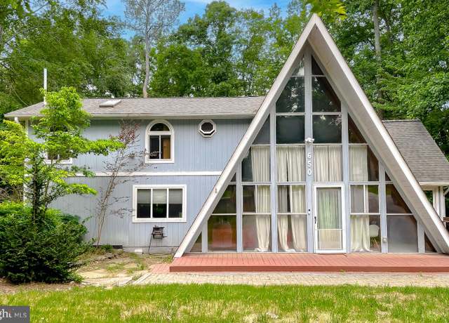 Property at 650 Silver Rock Rd, Lusby, MD 20657, 4 beds, 4 baths