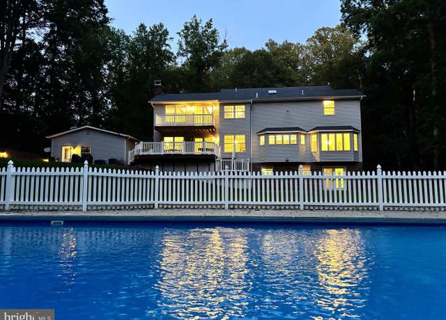 Property at 6855 Maxwell Dr, Hughesville, MD 20637, 4 beds, 3.5 baths