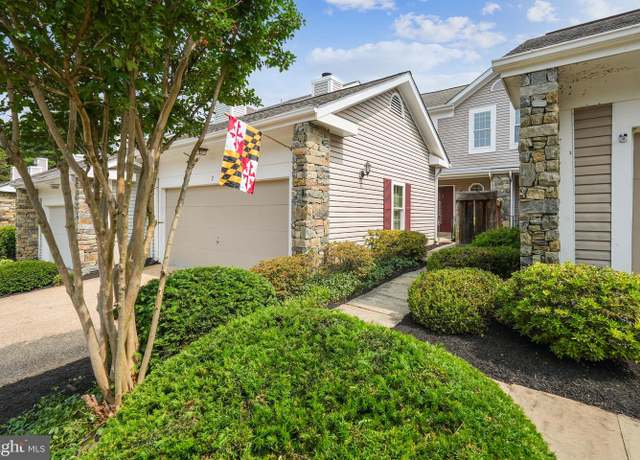 Property at 7 Butterwick Ct, Montgomery Village, MD 20886, 4 beds, 3.5 baths