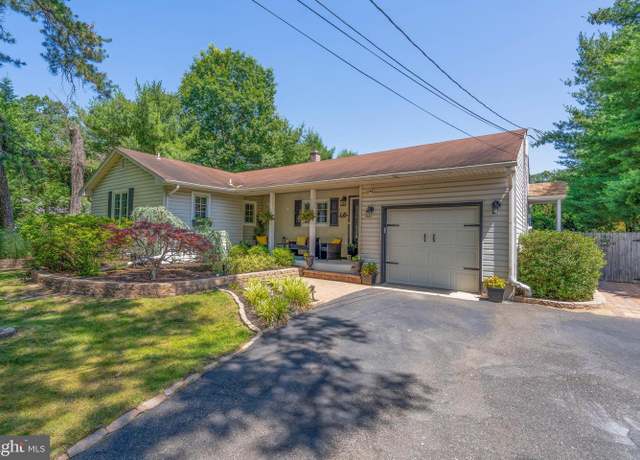 Property at 962 Hunt Blvd, Atco, NJ 08004, 3 beds, 2.5 baths