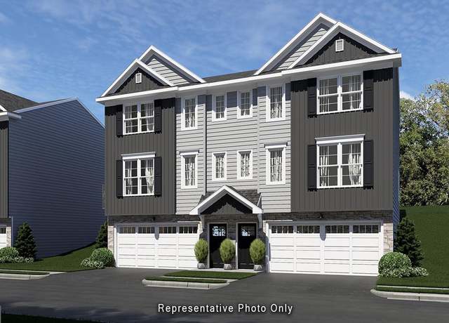 Property at 29 Glenn Vw, Carlisle, PA 17013, 3 beds, 2.5 baths