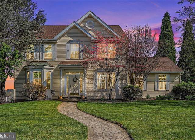 Property at 547 Red Coat Ln, Phoenixville, PA 19460, 4 beds, 3.5 baths