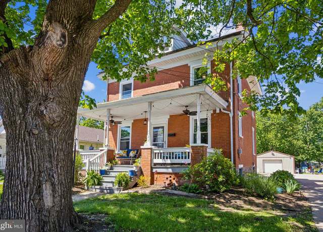Property at 22 S 5th St, Oxford, PA 19363, 4 beds, 2 baths