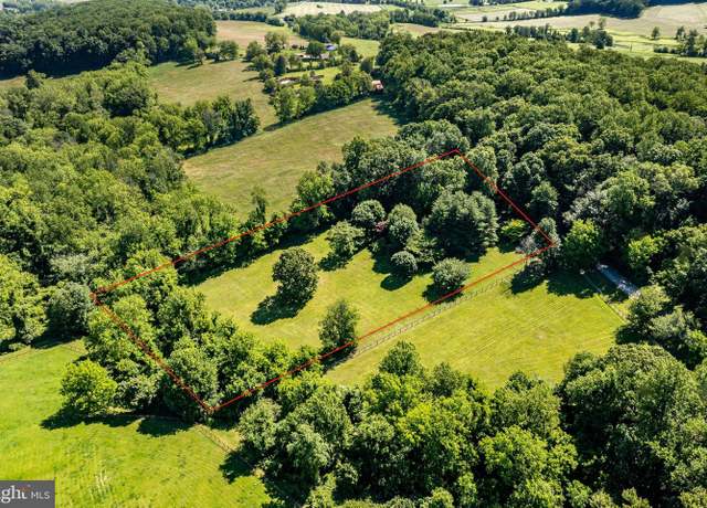 Property at 505 Wertz Rd, Cochranville, PA 19330, 2 beds, 2 baths