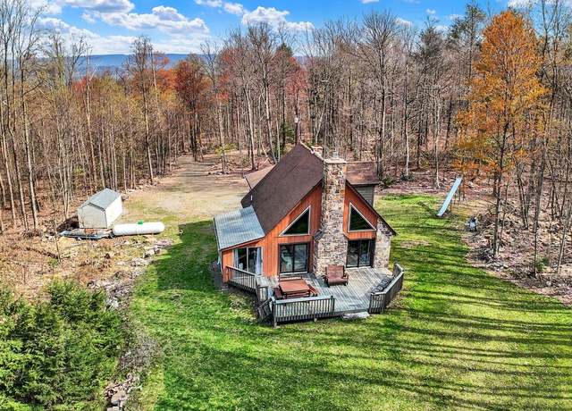Property at 702 Red Bird Ln, Port Royal, PA 17082, 4 beds, 2 baths