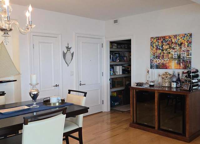 Property at 717 S Columbus Blvd #1502, Philadelphia, PA 19147, 3 beds, 2.5 baths