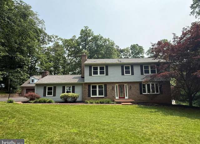 Property at 8975 Deer Ln, Stewartstown, PA 17363, 4 beds, 2.5 baths