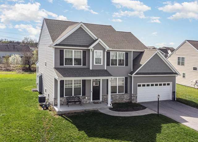 Property at 3815 Country Dr, Dover, PA 17315, 4 beds, 2.5 baths