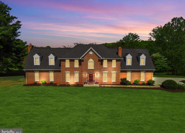 Property at 6838 Travelers Way, Warrenton, VA 20187, 4 beds, 3.5 baths