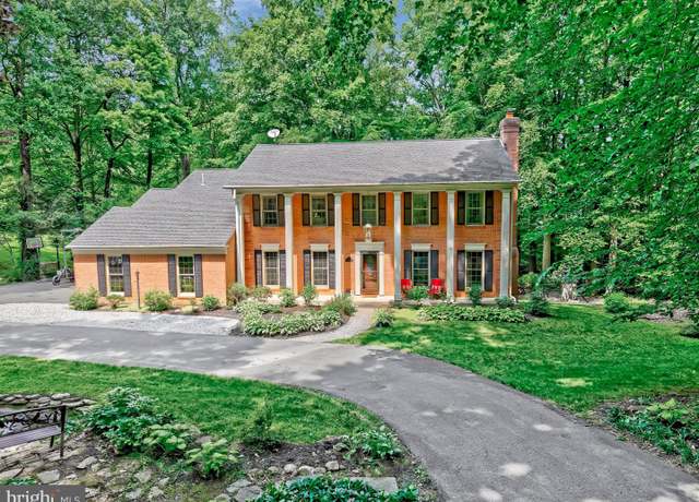 Property at 10050 Hampton Rd, Fairfax Station, VA 22039, 4 beds, 3.5 baths