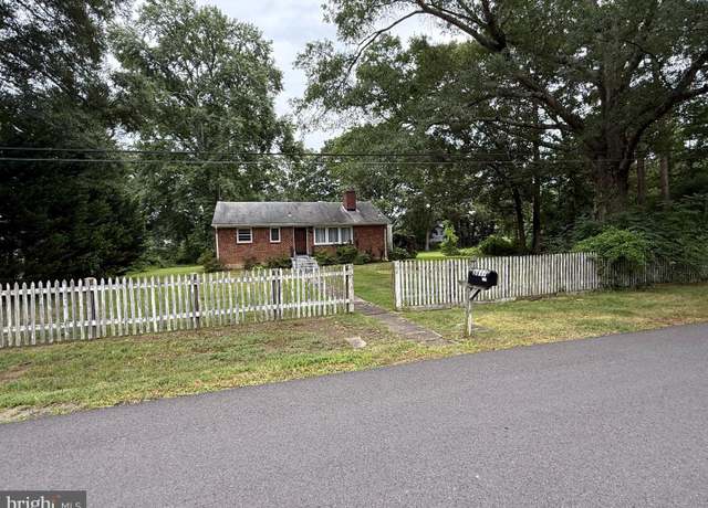 Property at 6817 Ridgeway Dr, Springfield, VA 22150, 3 beds, 1 bath