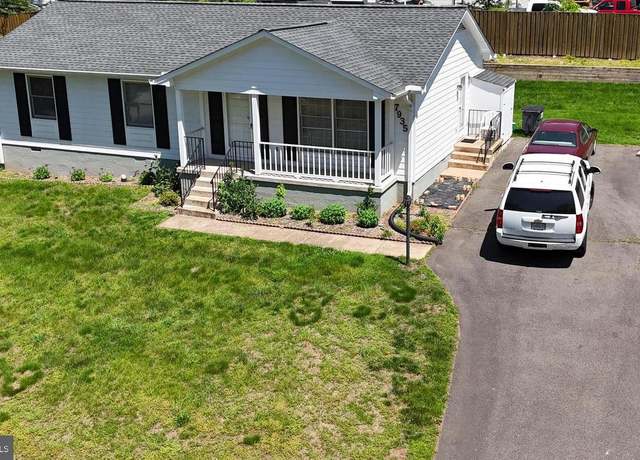 Property at 7935 Maplewood Dr, Manassas, VA 20111, 3 beds, 2 baths