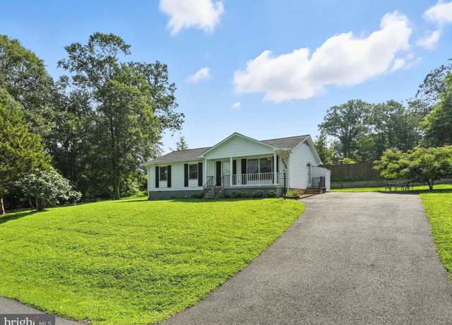 Property at 7935 Maplewood Dr, Manassas, VA 20111, 3 beds, 2 baths