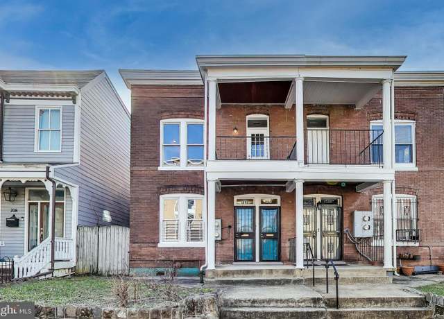 Property at 212 Elm St NW, Washington, DC 20001, 6 beds, 2 baths