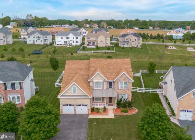 Property at 1222 Caitlin Way, New Castle, DE 19720, 6 beds, 4.5 baths