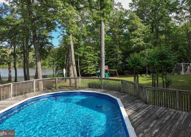 Property at 312 Eagle Hill Rd, Pasadena, MD 21122, 4 beds, 3.5 baths