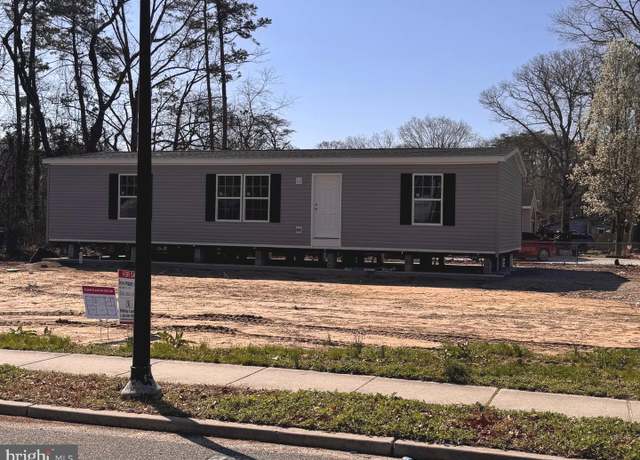 Property at 7201 Battle Ln, Millville, NJ 08332, 3 beds, 2 baths