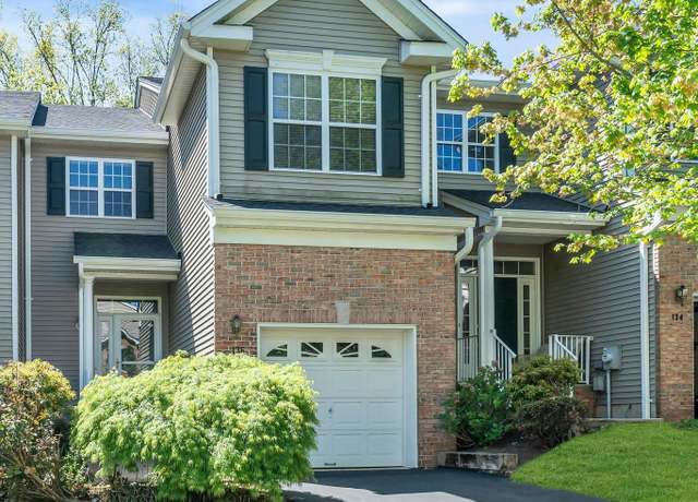 Property at 136 Hoover Ave, Princeton, NJ 08540, 2 beds, 3 baths