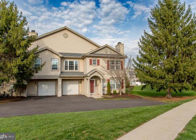Property at 1108 Julian Dr W Unit W, Warwick, PA 18974, 2 beds, 2 baths