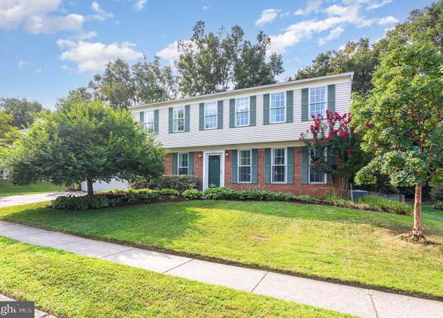Property at 3526 Countryside Ln, Camp Hill, PA 17011, 4 beds, 2.5 baths