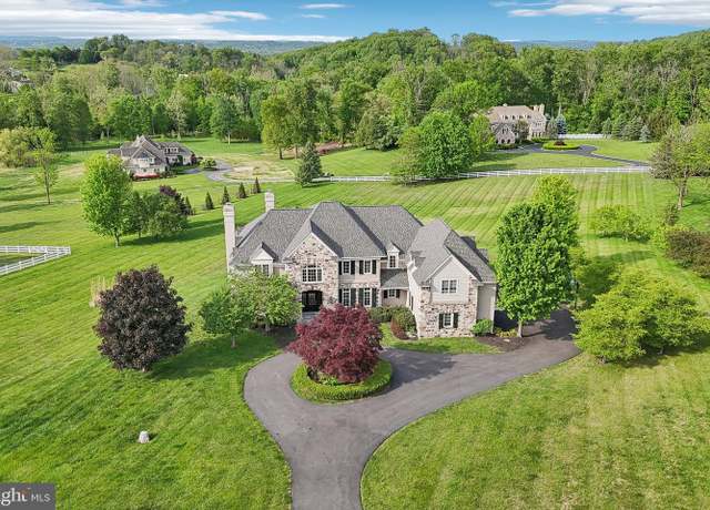Property at 2 Autumn Meadow Ln, Malvern, PA 19355, 5 beds, 5.5 baths