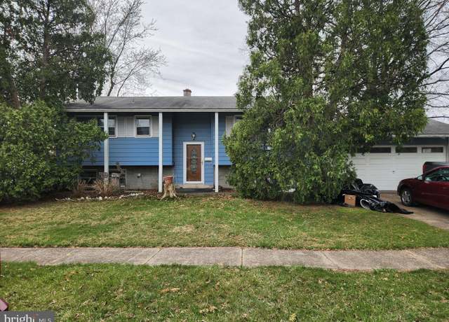 Property at 8 Heathglen Rd, Middletown, PA 17057, 4 beds, 1.5 baths