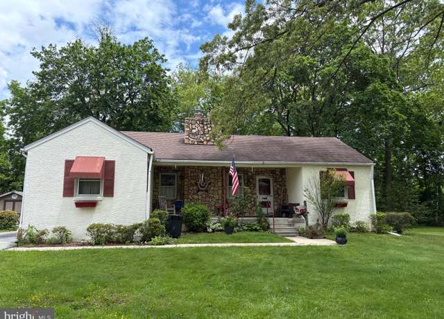 Property at 812 Agnes Ave, Morton, PA 19070, 2 beds, 1.5 baths