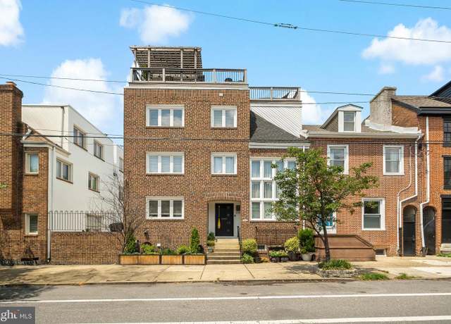 Property at 814 S Front St, Philadelphia, PA 19147, 3 beds, 2.5 baths