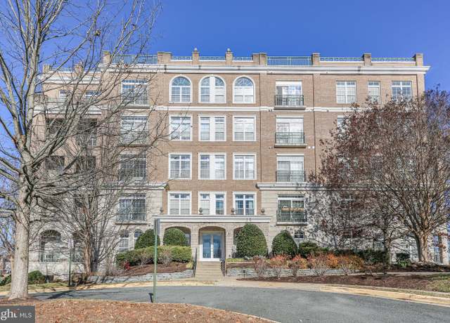 Property at 830 Belmont Bay Dr #206, Woodbridge, VA 22191, 2 beds, 2.5 baths