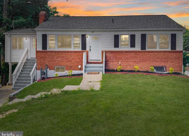 Property at 17460 Wilson St, Dumfries, VA 22026, 4 beds, 3 baths