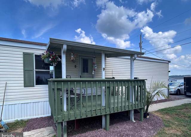 Property at 47 Ours Dr, Martinsburg, WV 25405, 3 beds, 2 baths
