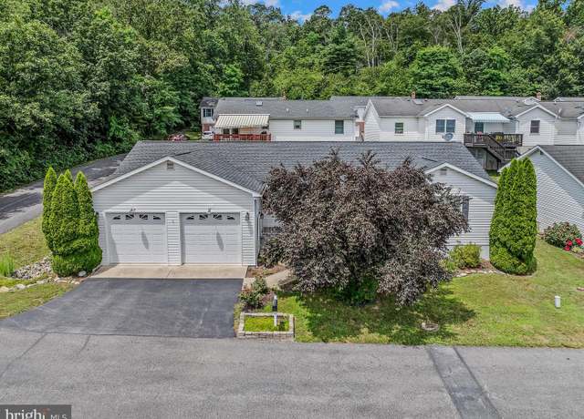 Property at 7 United Morgan Dr, Berkeley Springs, WV 25411, 2 beds, 2 baths