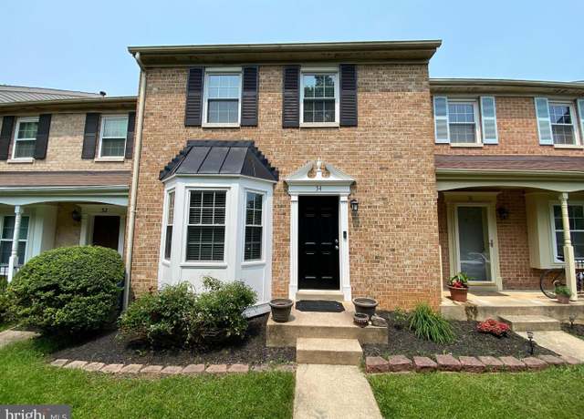 Property at 34 Owens Gln, North Potomac, MD 20878, 3 beds, 3.5 baths