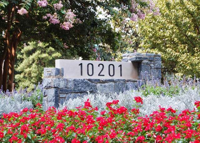 Property at 10201 Grosvenor Pl Unit 1204A, North Bethesda, MD 20852, 1 bath