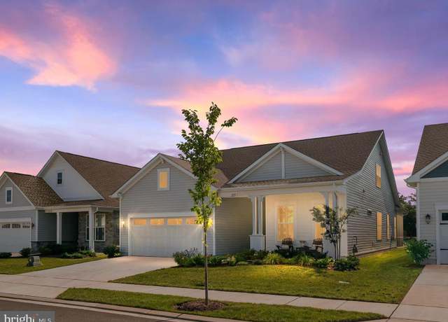 Property at 223 Broadwater Dr, Chester, MD 21619, 3 beds, 3 baths