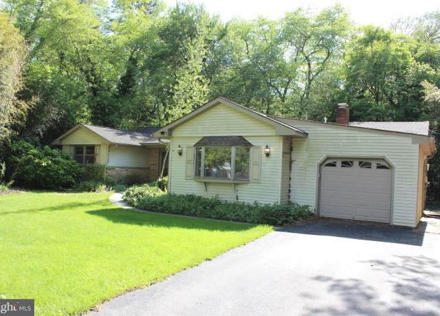 Property at 353 Holly Rd, Marlton, NJ 08053, 4 beds, 1.5 baths