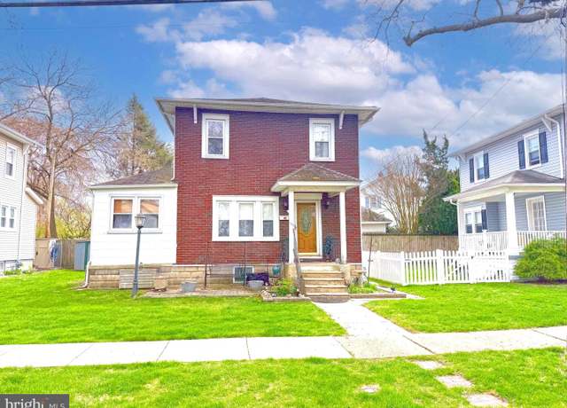 Property at 102 Cherry St, Audubon, NJ 08106, 3 beds, 1 bath