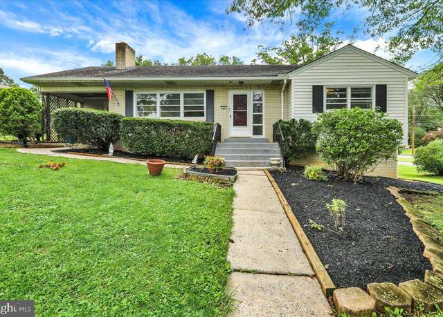 Property at 3321 Willow Grove Ave, Reading, PA 19605, 3 beds, 1.5 baths