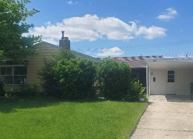 Property at 53 Graceful Ln, Levittown, PA 19055, 3 beds, 1 bath