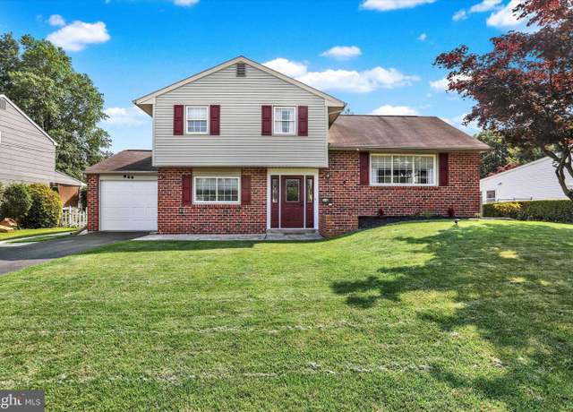 Property at 869 Primrose Dr, Warminster, PA 18974, 3 beds, 2.5 baths