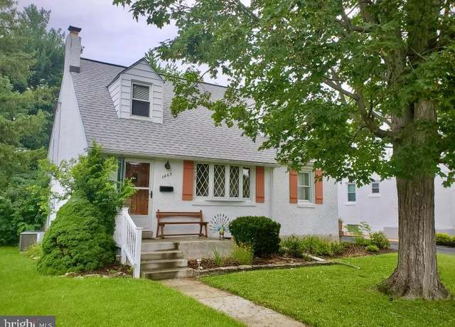 Property at 1203 Villanova Ave, Folsom, PA 19033, 4 beds, 1 bath