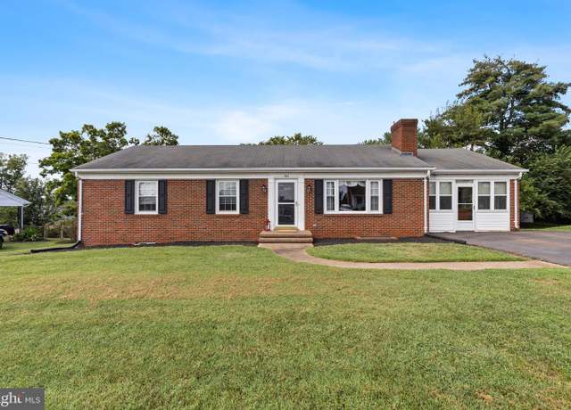 Property at 506 Azalea St, Culpeper, VA 22701, 3 beds, 2 baths
