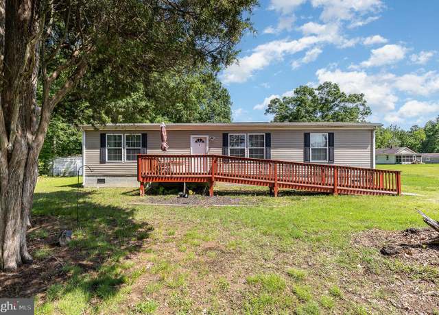Property at 3079 Mathias Point Rd, King George, VA 22485, 3 beds, 2 baths