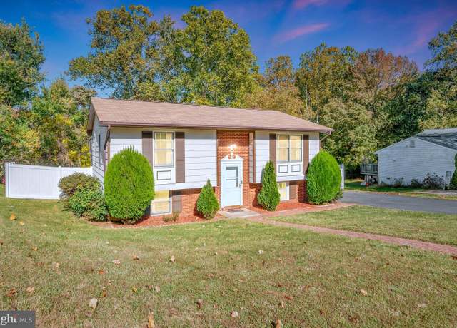 Property at 5060 Macnamara Dr, Fredericksburg, VA 22407, 4 beds, 2 baths