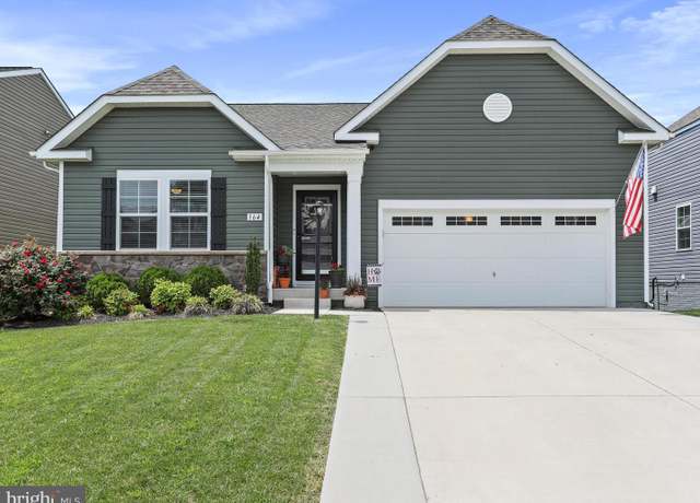 Property at 164 Stager Ave, Falling Waters, WV 25419, 4 beds, 3 baths